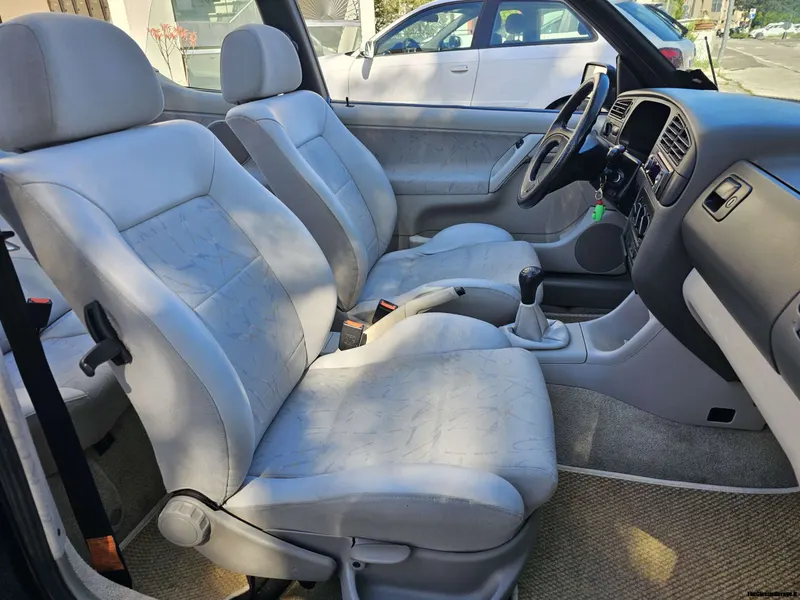 Volkswagen Golf 1.8 Cabriolet mk3 10