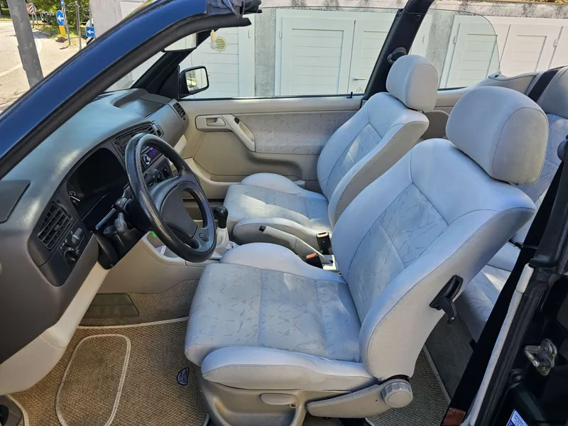 Volkswagen Golf 1.8 Cabriolet mk3 15