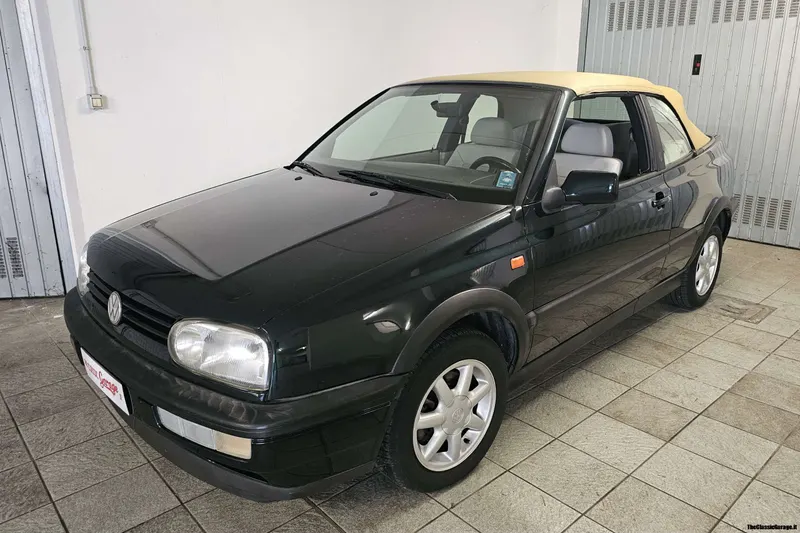 Volkswagen Golf 1.8 Cabriolet mk3 26