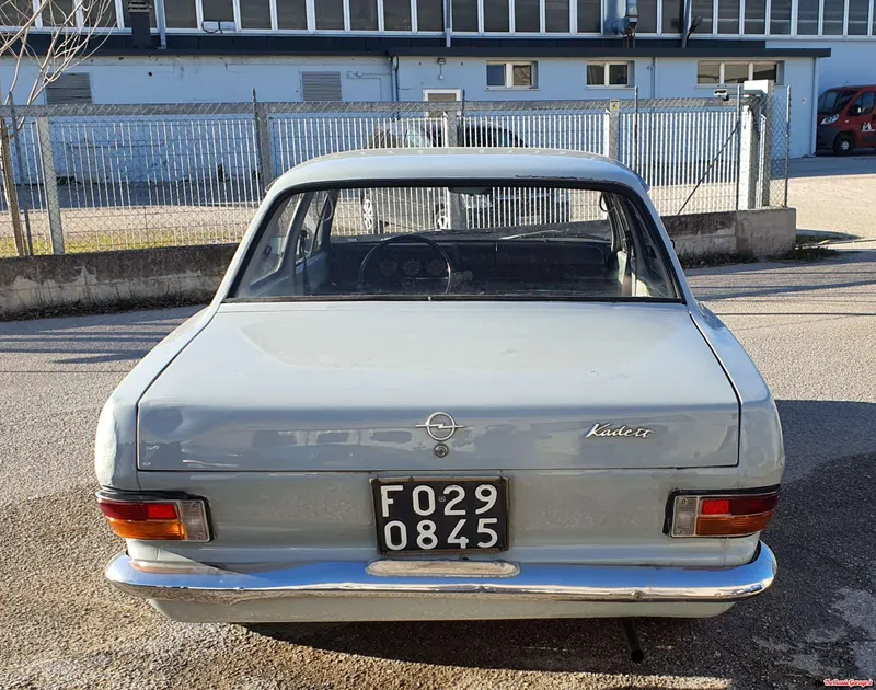 Opel Kadett B 2 porte 16