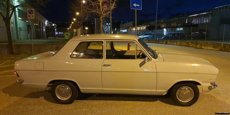 Opel Kadett B 2 porte 7