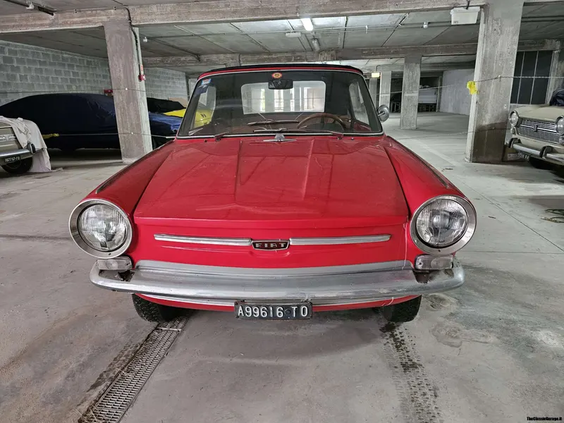 Fiat 850 Spider Vignale 7