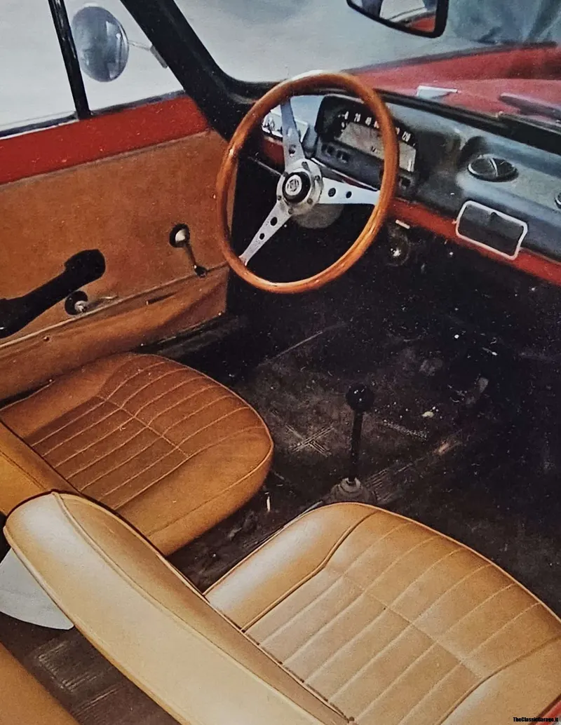 Fiat 850 Spider Vignale 3