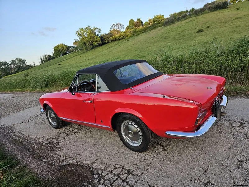 Fiat 124 Sport Spider - Asi 38