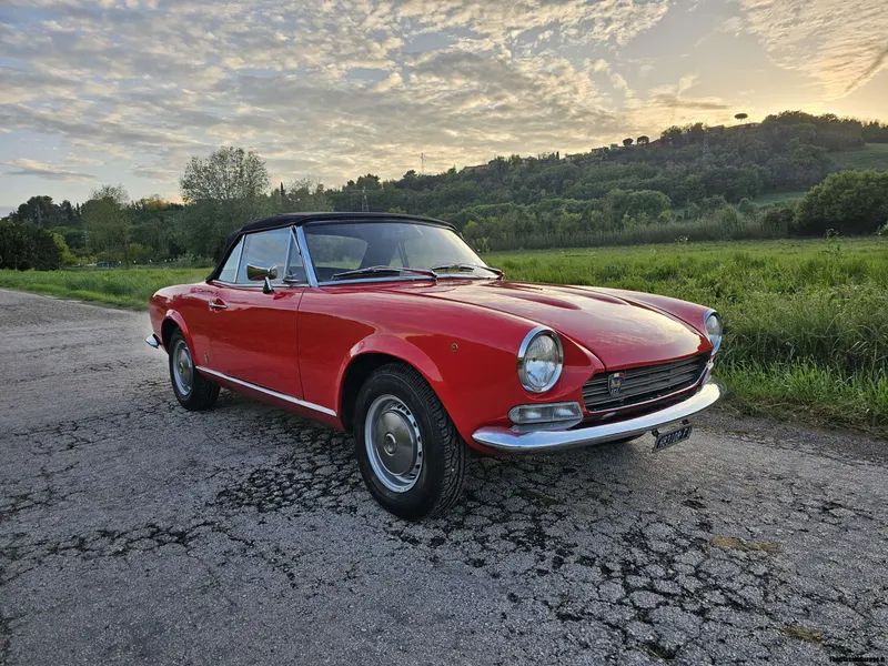 Fiat 124 Sport Spider - Asi 35
