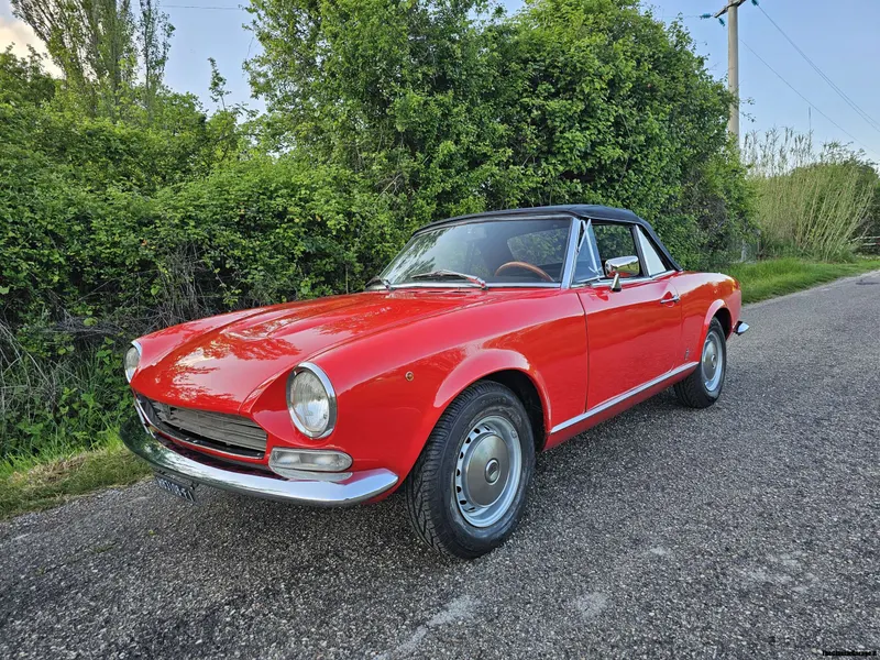 Fiat 124 Sport Spider - Asi 27