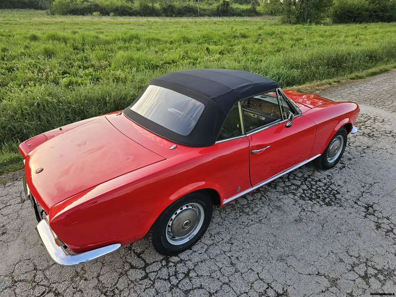 Fiat 124 Sport Spider - Asi 37