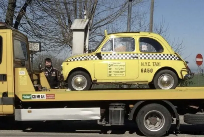 Fiat 500 L - replica Taxi - Tavullia 13