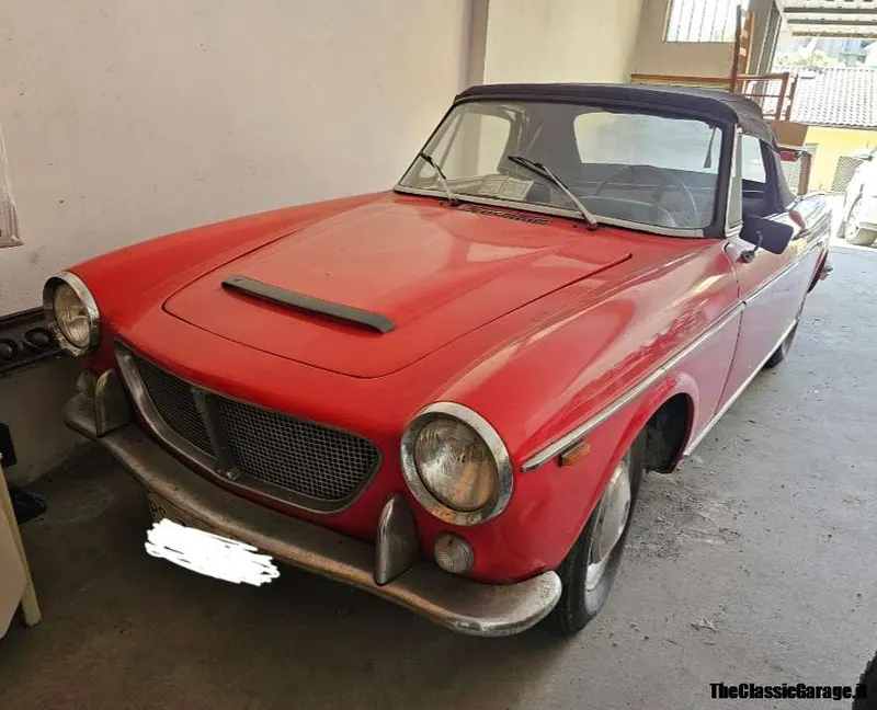 Fiat 1200 Spider 9