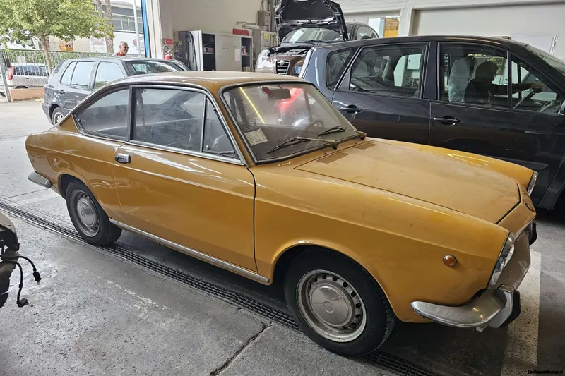 Fiat 850 Sport Coupè 8