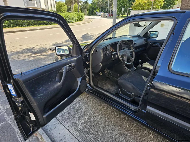 Volkswagen Golf 1.9 TDI Movie Air 5p. mk3 29