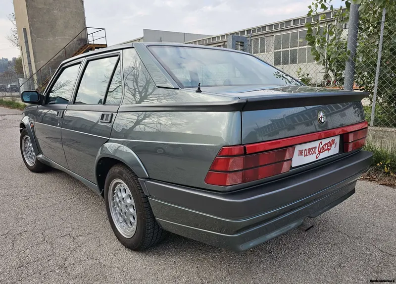 Alfa Romeo 75 2.0i Twin Spark cat. - Asi 18
