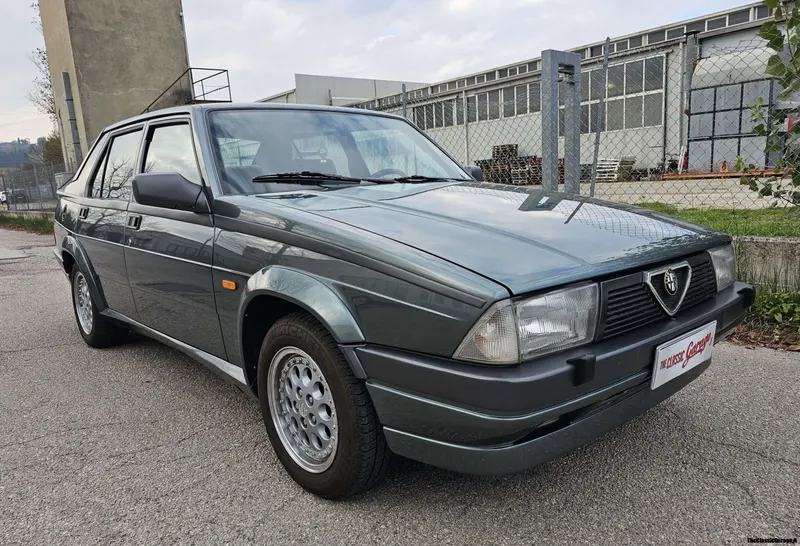 Alfa Romeo 75 2.0i Twin Spark cat. - Asi 2