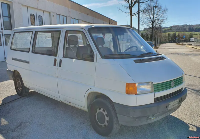 Volkswagen Transporter 2.4 D 3