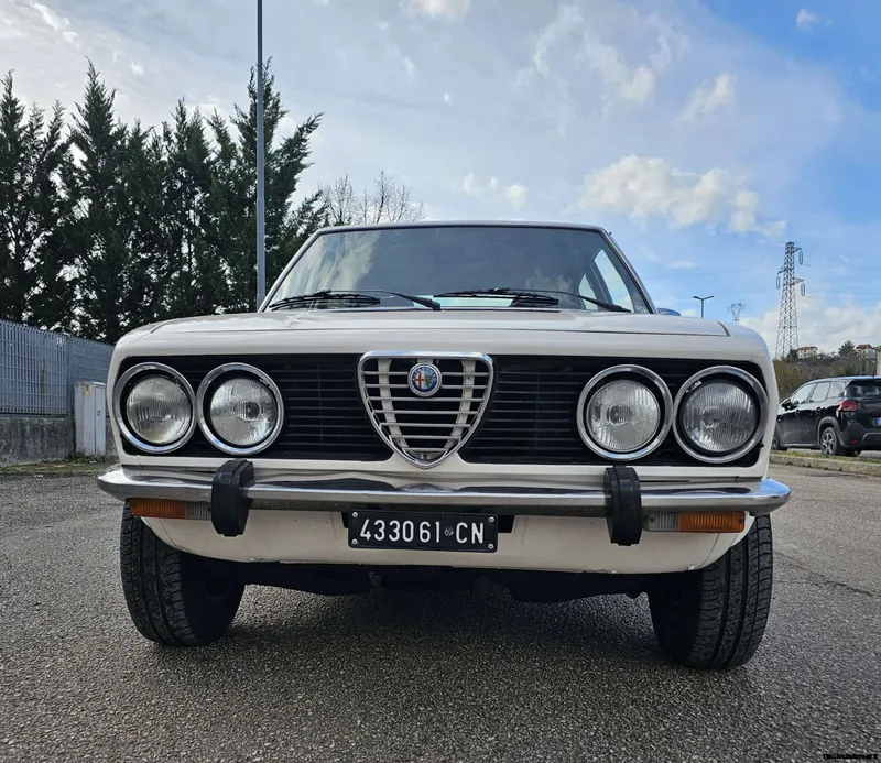 Alfa Romeo Alfetta 1.6 - Asi 9