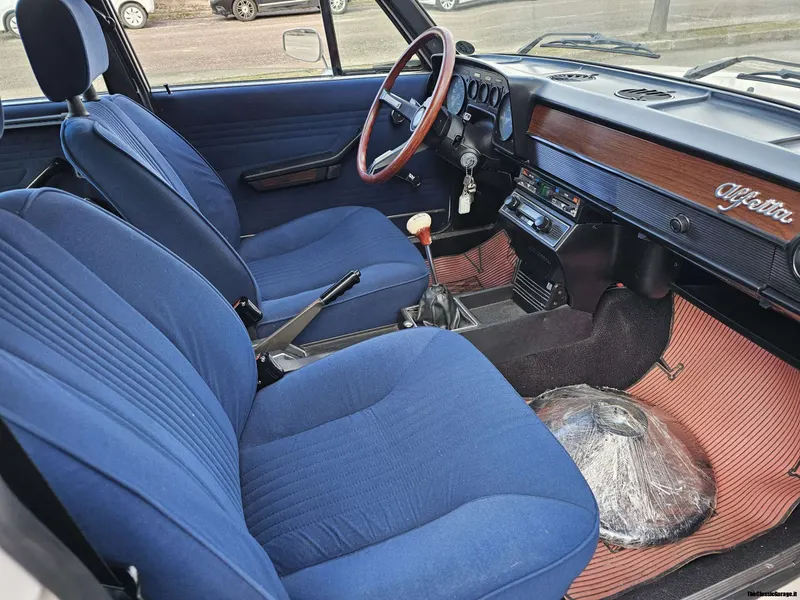 Alfa Romeo Alfetta 1.6 - Asi 15