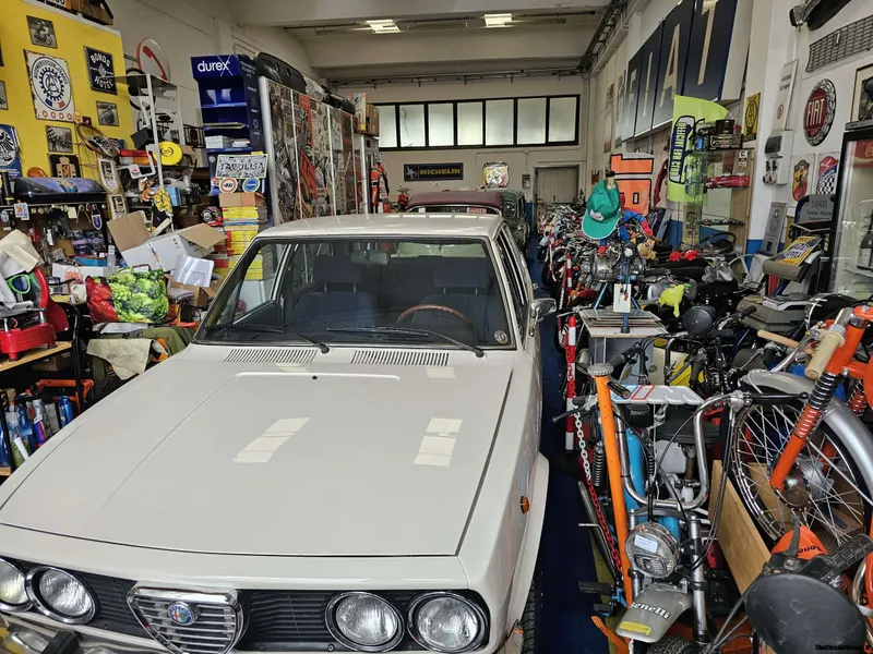 Alfa Romeo Alfetta 1.6 - Asi 18