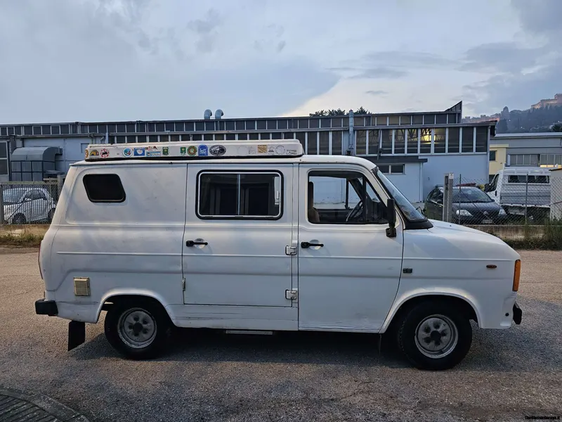Ford Transit 2.4 D Camper Almo Fulltime 11