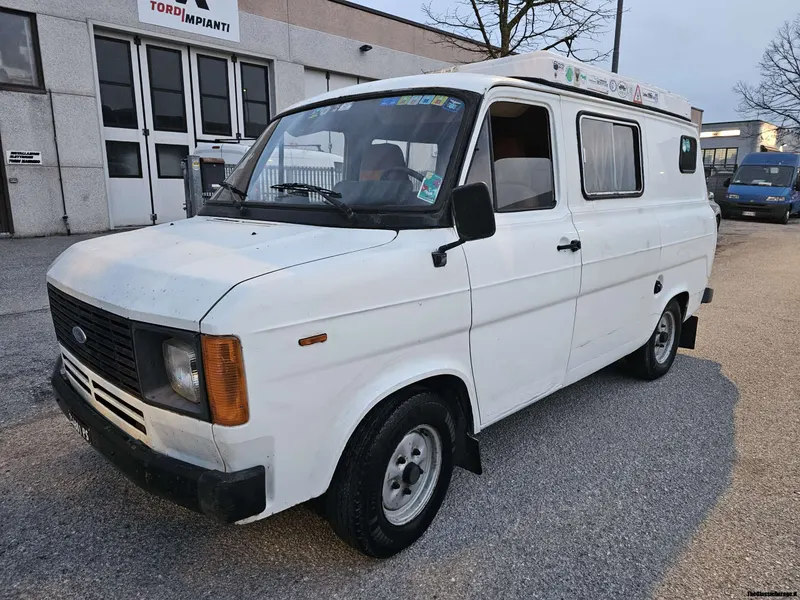 Ford Transit 2.4 D Camper Almo Fulltime 14