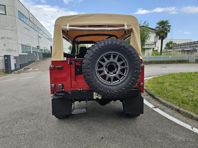 Defender 110 2.5 Tdi cat S.W. County 6