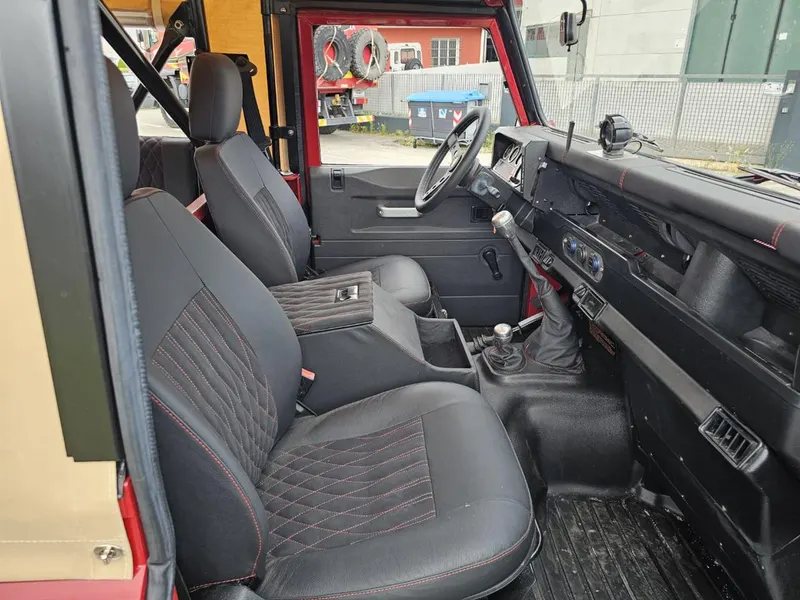 Defender 110 2.5 Tdi cat S.W. County 10