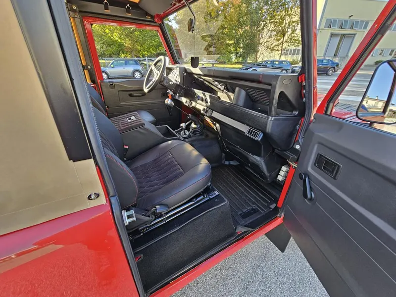 Defender 110 2.5 Tdi cat S.W. County 11