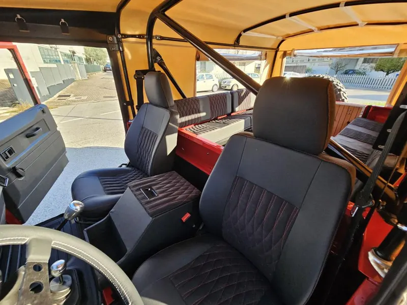 Defender 110 2.5 Tdi cat S.W. County 9
