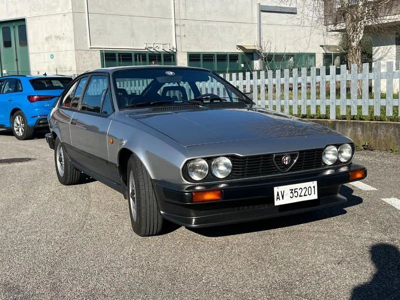 Alfa Romeo GTV 2.0 ASI condizioni TOP 2