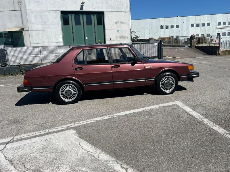 Saab 900 i turbo 4 porte UNIPRO Top 4