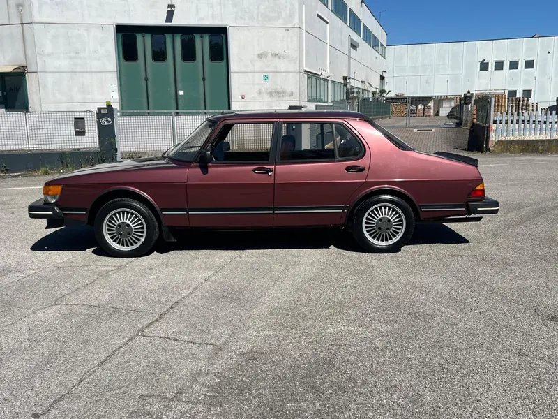 Saab 900 i turbo 4 porte UNIPRO Top 6