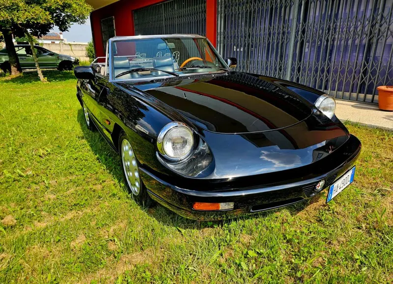 Alfa Romeo Spider 2.0i cat 33