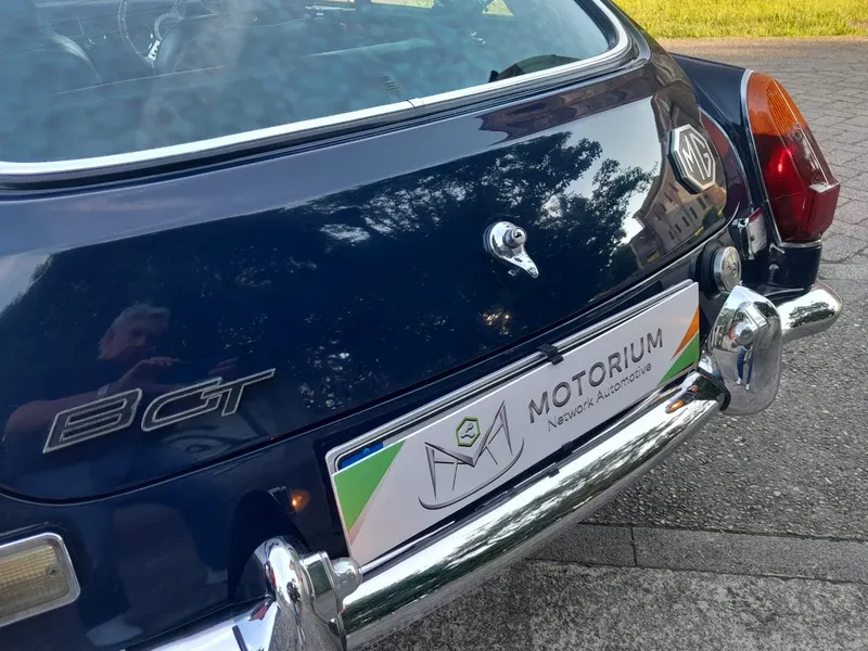 MG MGB GT 8