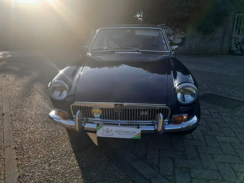 MG MGB GT 4