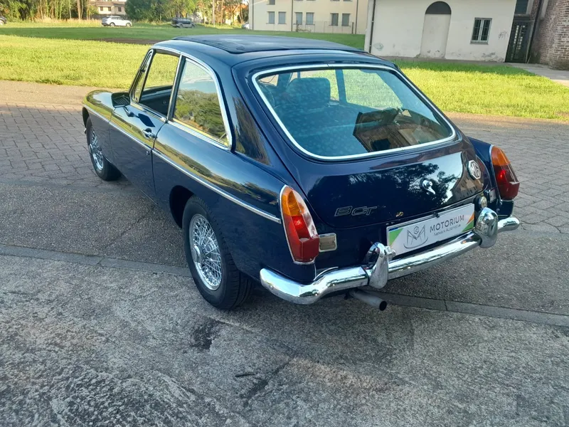 MG MGB GT 7