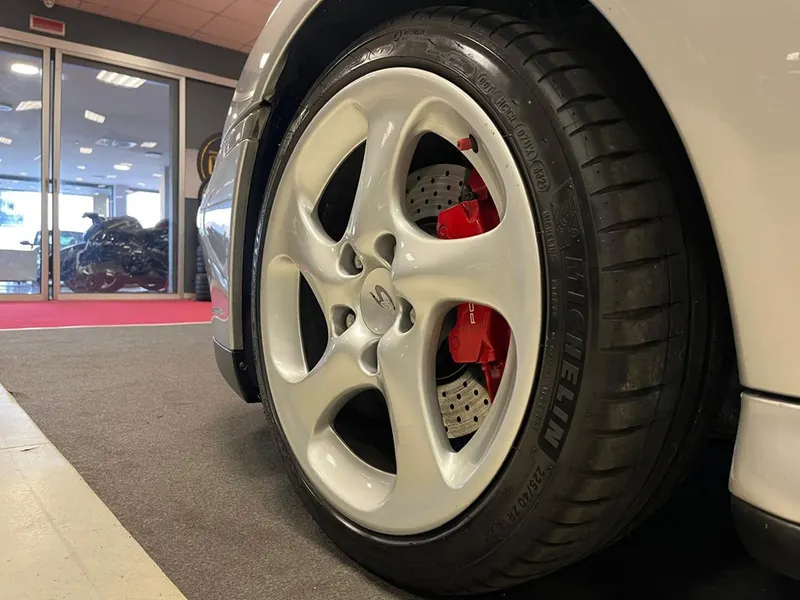 Porsche 911 (996) 4S 9