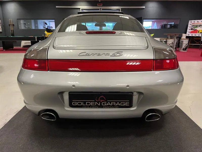 Porsche 911 (996) 4S 6