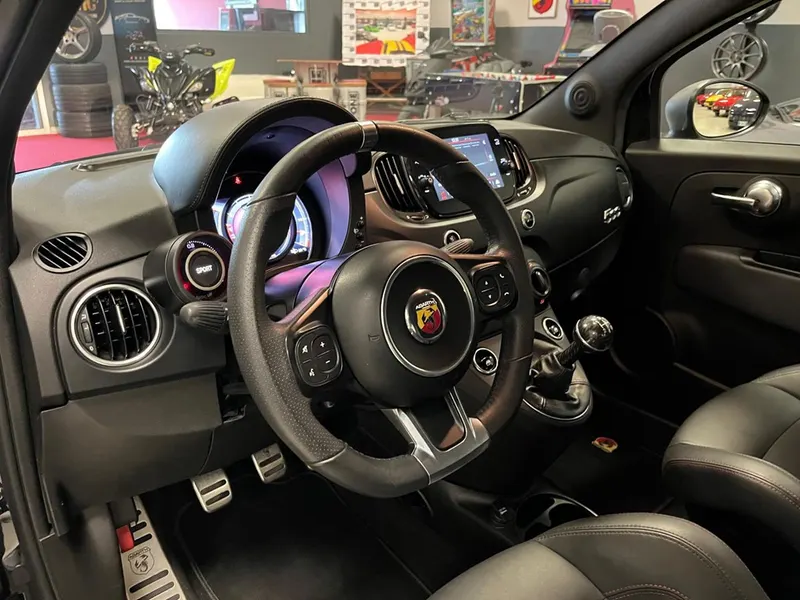 Abarth 595 11