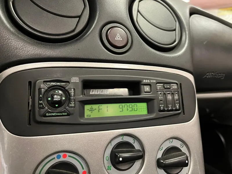 Fiat Barchetta 1.8 16V Lido 18