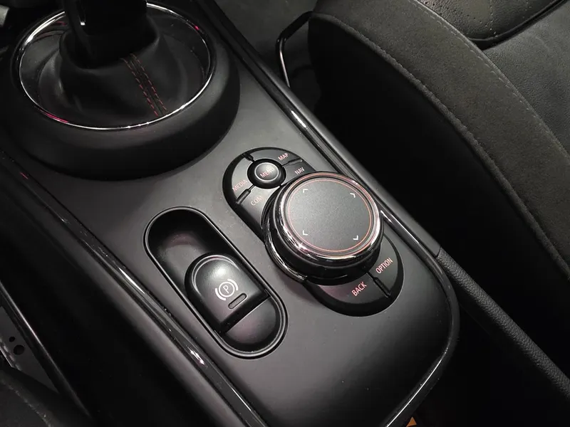 Mini Cooper Countryman SD 22