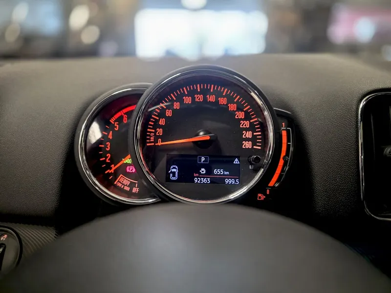 Mini Cooper Countryman SD 17