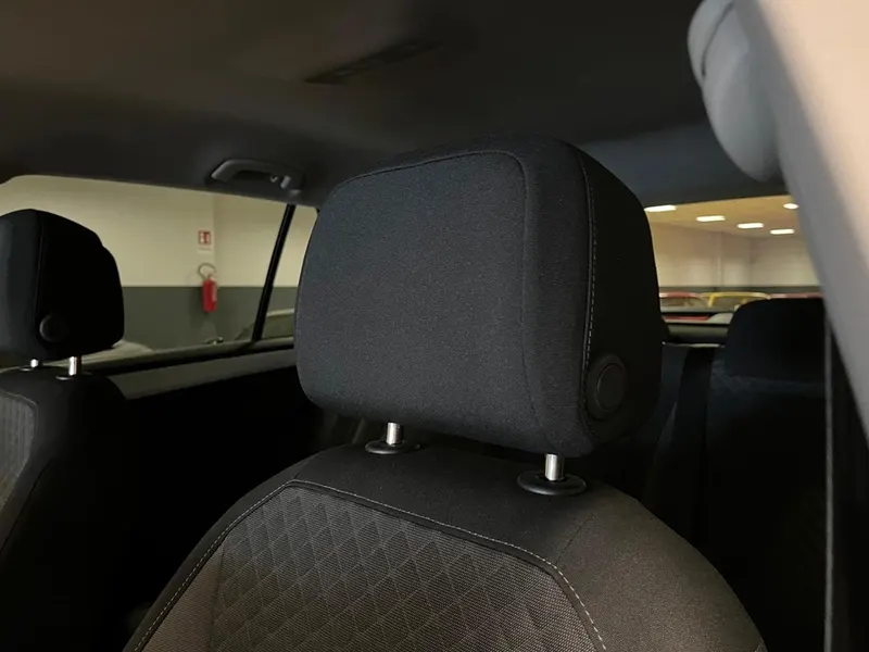 Volkswagen Tiguan TDI SCR DSG 4MOTION R-Line 21