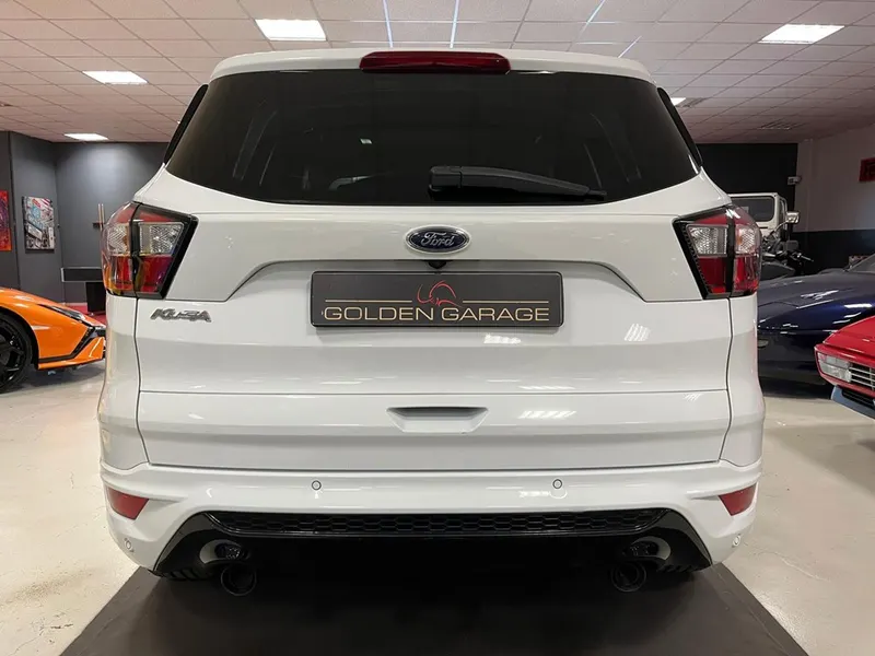 Ford Kuga 2.0 TDCI ST-Line 2wd 6