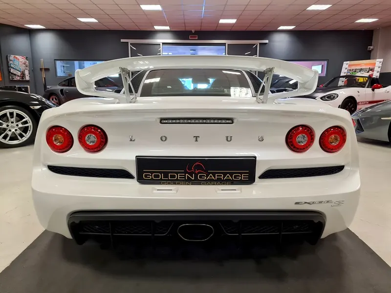 Lotus Exige S 6