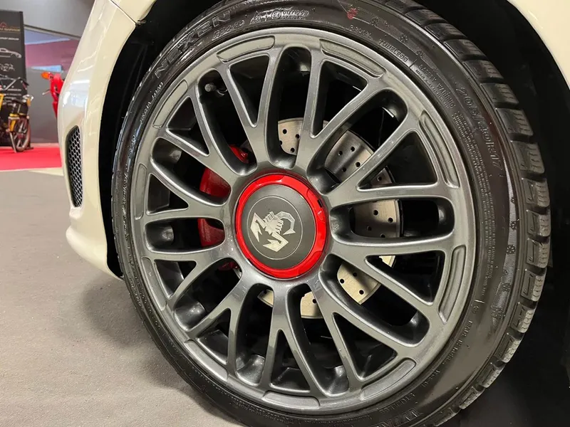 Abarth 595 1.4 Turbo T-Jet  Turismo 8