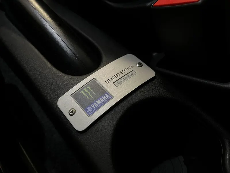 Abarth 595 Monster Energy Yamaha MTA 18