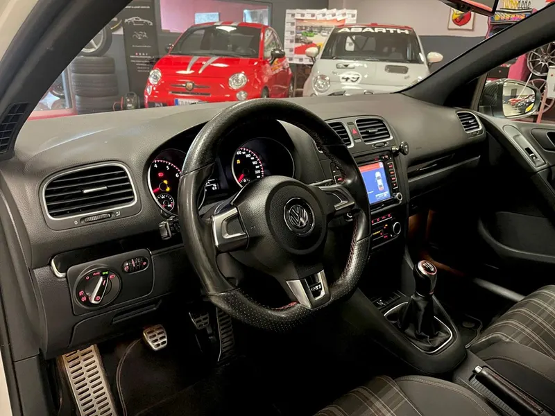 Volkswagen Golf GTI 6 10