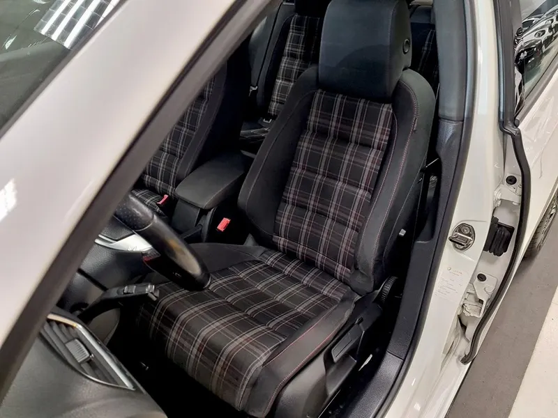 Volkswagen Golf GTI 6 12