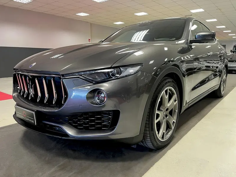 Maserati Levante Q4 V6 250cv 2