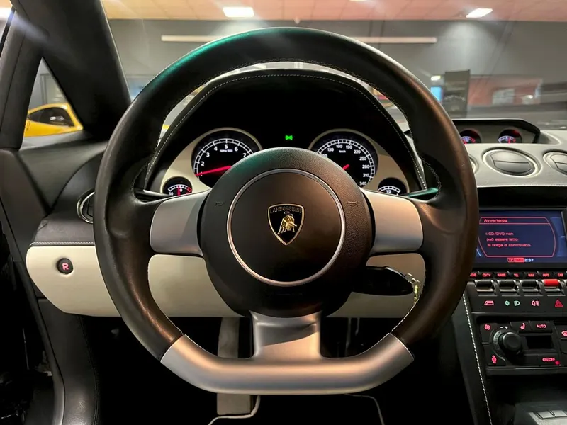 Lamborghini Gallardo 5.0 520cv La Nera 14