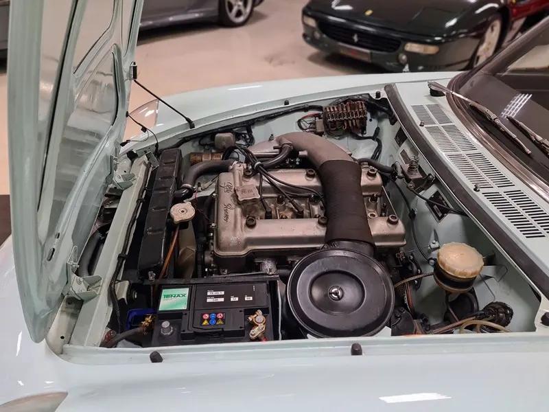 Alfa Romeo Spider Duetto Osso di Seppia 20